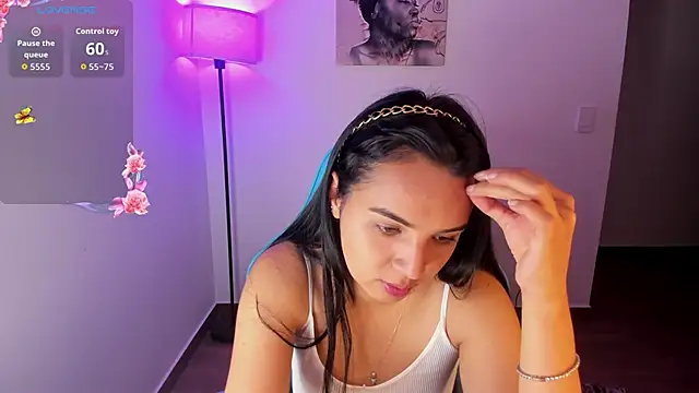 Miss Nicole online show from April 25, 2026, 6:49 pm