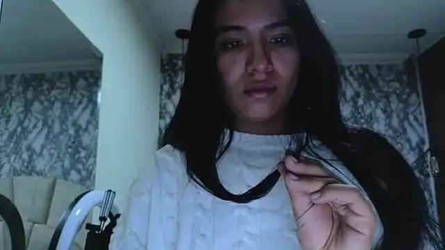  emma miller  online show from May 12, 2026, 11:27 am