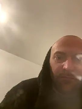 Snapshot of bigguy101 chatting on September 25, 2025, 3:12 am bigguy101 online show from September 25, 2025, 3:12 am