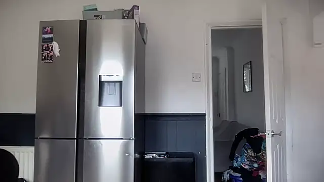 Snapshot of Bustyblondebabe32 chatting on April 2, 2026, 9:05 am Bustyblondebabe32 online show from April 2, 2026, 9:05 am