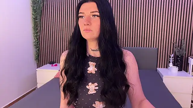 Snapshot of LizaRoxx chatting on March 13, 2025, 7:28 pm LizaRoxx online show from March 13, 2025, 7:28 pm