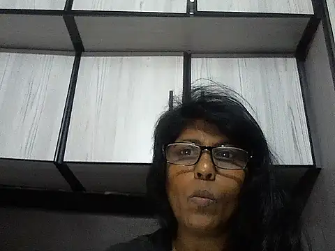 MsAttitude online show from October 19, 2025, 12:08 pm