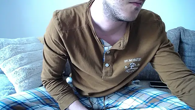 SQUIRRRTER online show from March 26, 2026, 12:03 pm