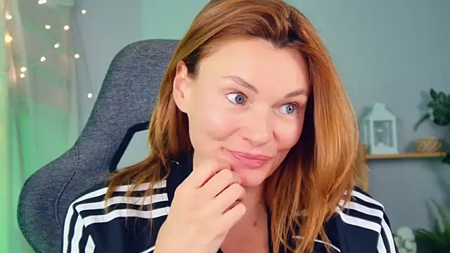 MistyBarnes online show from February 23, 2026, 1:12 pm