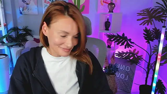 Snapshot of MistyBarnes chatting on October 26, 2025, 1:44 pm MistyBarnes online show from October 26, 2025, 1:44 pm