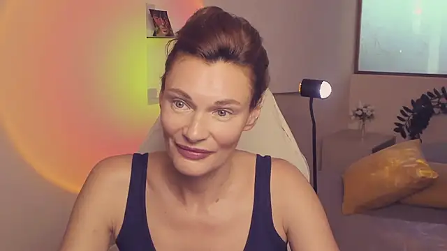 Snapshot of MistyBarnes chatting on July 7, 2026, 3:48 pm MistyBarnes online show from July 7, 2026, 3:48 pm