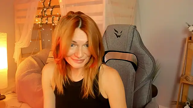 Snapshot of MistyBarnes chatting on November 9, 2025, 12:31 pm MistyBarnes online show from November 9, 2025, 12:31 pm