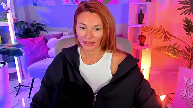 Snapshot of MistyBarnes chatting on October 15, 2025, 2:58 pm MistyBarnes online show from October 15, 2025, 2:58 pm