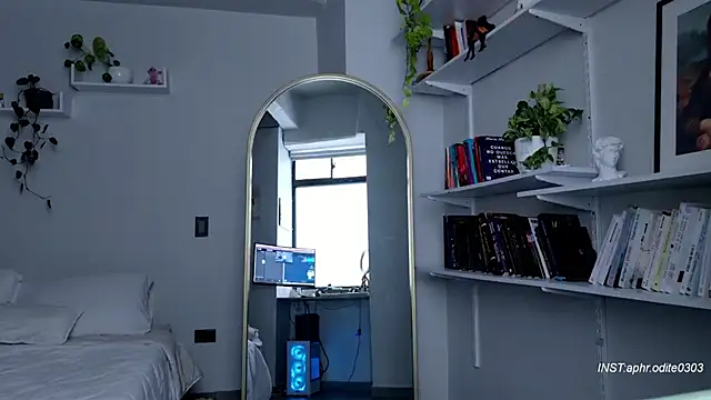 Nikol-JE online show from March 19, 2026, 9:26 pm