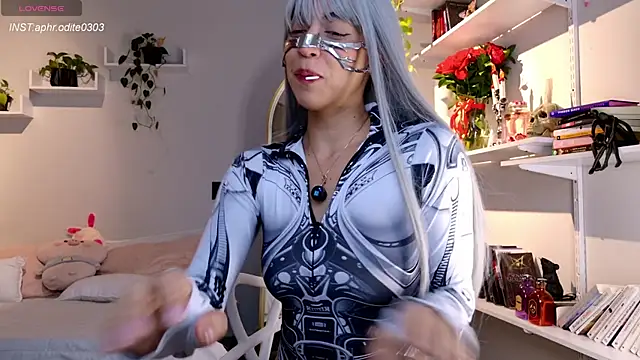 Snapshot of Nikol-JE chatting on October 29, 2025, 9:14 pm Nikol-JE online show from October 29, 2025, 9:14 pm