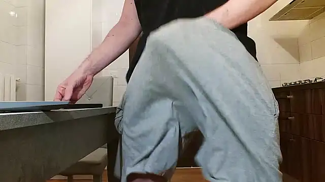 Snapshot of asa92921 chatting on November 29, 2025, 7:03 pm asa92921 online show from November 29, 2025, 7:03 pm