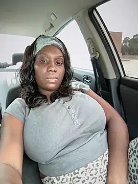 Snapshot of 1Topgyal chatting on March 3, 2026, 1:51 pm 1Topgyal online show from March 3, 2026, 1:51 pm