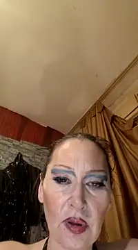 Snapshot of dominatrixredsonyja chatting on February 15, 2025, 2:58 am dominatrixredsonyja online show from February 15, 2025, 2:58 am