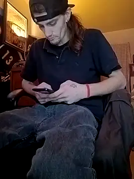 Snapshot of xxxTony999 chatting on November 13, 2025, 8:07 am xxxTony999 online show from November 13, 2025, 8:07 am