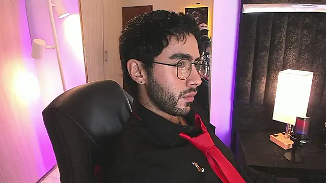 ItsMeEros online show from March 14, 2026, 11:44 pm