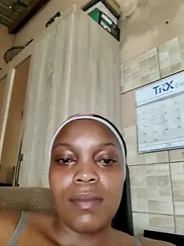 Snapshot of EbonyBuu chatting on June 4, 2026, 1:05 pm EbonyBuu online show from June 4, 2026, 1:05 pm