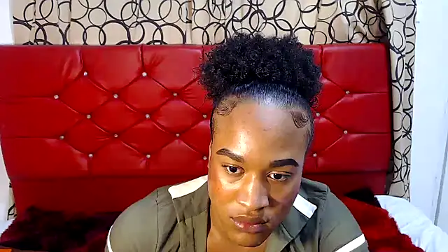 Snapshot of dirtydolltsx chatting on November 4, 2025, 10:24 pm dirtydolltsx online show from November 4, 2025, 10:24 pm