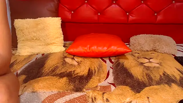 dirtydolltsx online show from April 11, 2026, 7:45 am