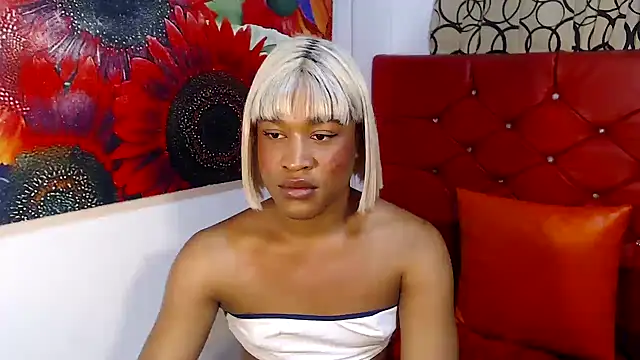 Snapshot of dirtydolltsx chatting on October 31, 2025, 12:29 am dirtydolltsx online show from October 31, 2025, 12:29 am