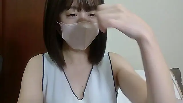 aoi2011 online show from October 10, 2025, 9:15 pm