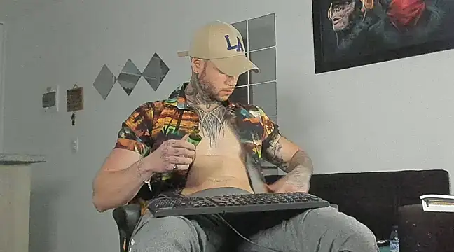  jamesleandros1 online show from March 8, 2025, 5:07 am