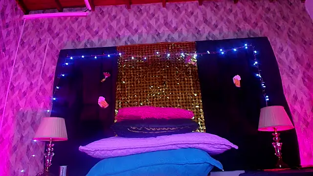 naomi kyse online show from September 12, 2025, 3:06 am