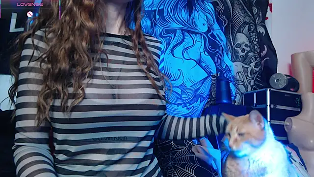 Silentmary online show from December 21, 2025, 3:03 pm