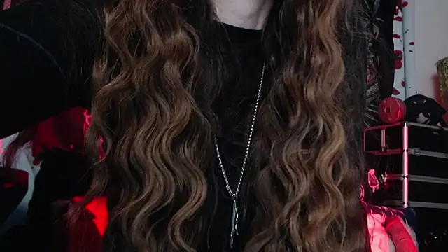 Silentmary online show from May 16, 2026, 2:54 am