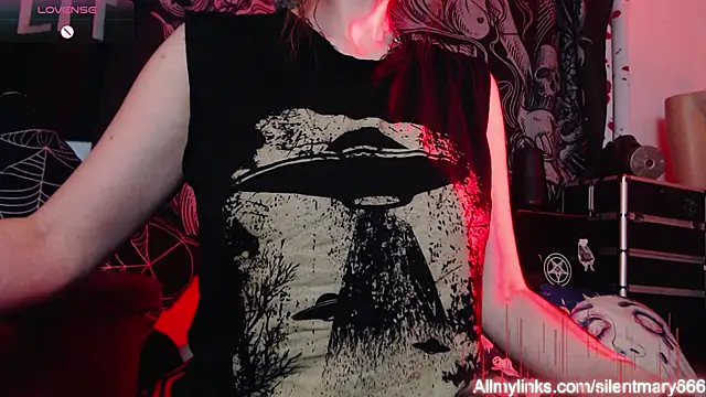 Silentmary online show from January 8, 2026, 7:03 am