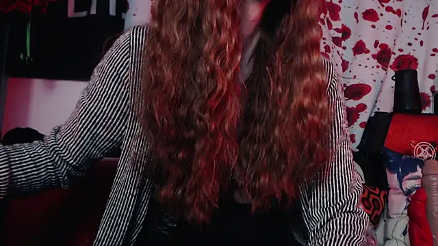 Silentmary online show from December 1, 2025, 5:30 am