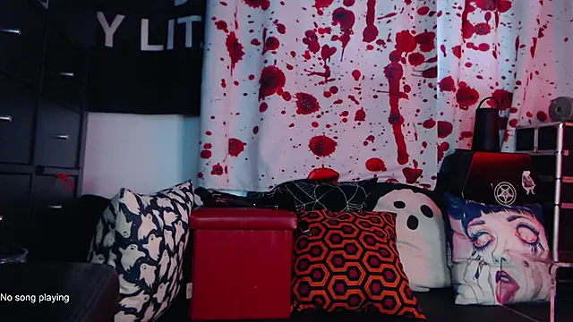 Silentmary online show from October 17, 2025, 6:10 pm