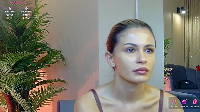 Avril Cyrus online show from October 21, 2025, 6:57 am