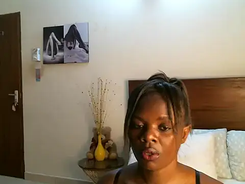 Snapshot of pay_tience chatting on March 18, 2026, 2:15 am pay tience online show from March 18, 2026, 2:15 am