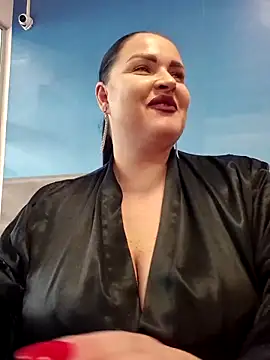 GeorgiaLerox online show from May 20, 2026, 12:24 pm