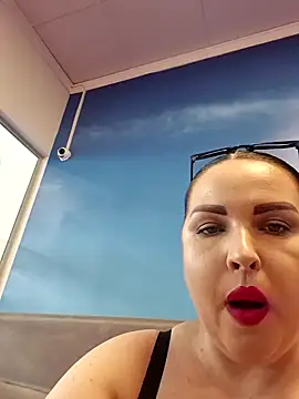 GeorgiaLerox online show from May 12, 2026, 12:55 pm