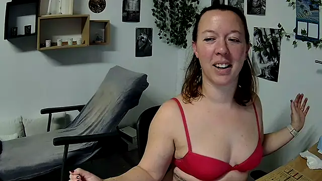 AnyaKreyxh online show from January 25, 2025, 6:24 pm