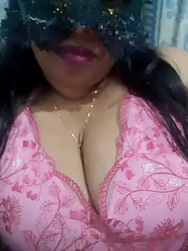 chubby wife online show from February 12, 2026, 4:18 pm