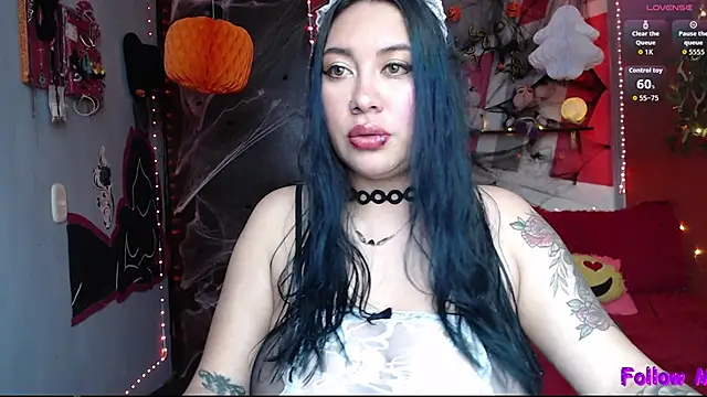 nathalie zanettii online show from October 11, 2025, 8:32 pm