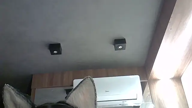 Snapshot of Skinny-Kitten chatting on September 15, 2025, 9:15 pm Skinny-Kitten online show from September 15, 2025, 9:15 pm