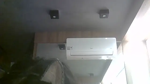 Skinny-Kitten online show from June 11, 2026, 7:44 pm