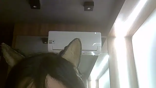 Skinny-Kitten online show from June 7, 2026, 5:40 pm