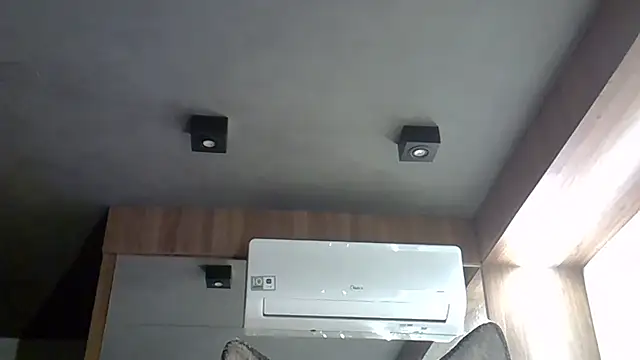 Skinny-Kitten online show from October 11, 2025, 1:50 am