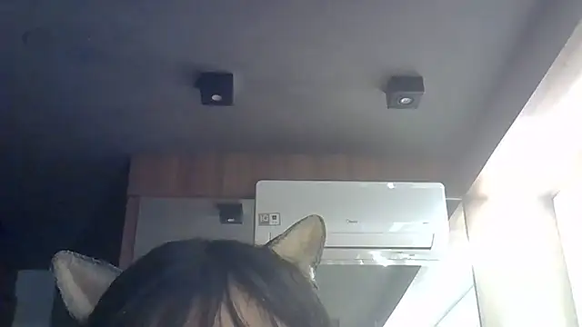 Skinny-Kitten online show from July 7, 2026, 6:47 am