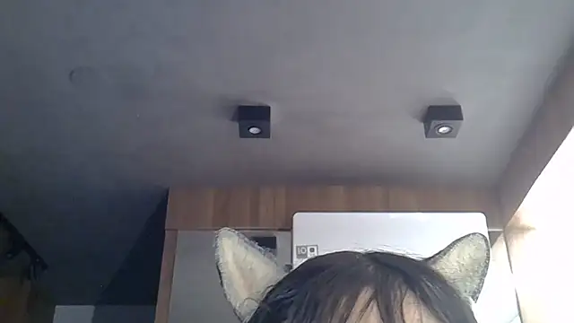 Skinny-Kitten online show from July 6, 2026, 10:22 am