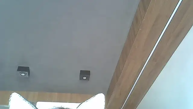 Snapshot of Skinny-Kitten chatting on September 19, 2025, 2:43 pm Skinny-Kitten online show from September 19, 2025, 2:43 pm