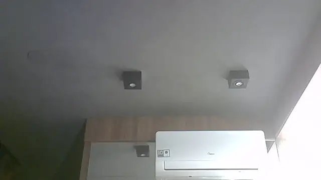 Skinny-Kitten online show from November 18, 2025, 12:48 am