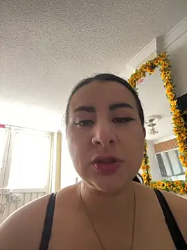 Snapshot of Abril_Luv chatting on October 16, 2025, 12:46 pm Abril Luv online show from October 16, 2025, 12:46 pm