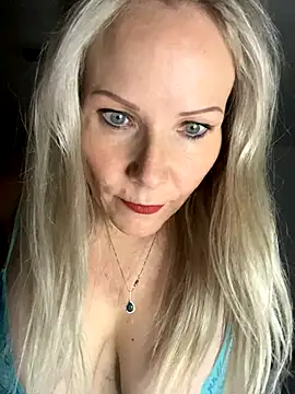 Snapshot of Sexual_Lovable_Doll chatting on October 20, 2025, 4:40 pm Sexual Lovable Doll online show from October 20, 2025, 4:40 pm