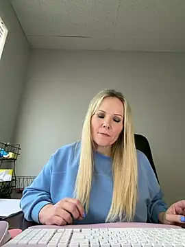 Snapshot of Sexual_Lovable_Doll chatting on February 27, 2026, 8:41 pm Sexual Lovable Doll online show from February 27, 2026, 8:41 pm