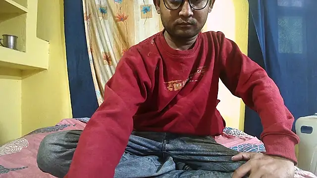 Cute boy2000 online show from January 16, 2025, 10:32 am